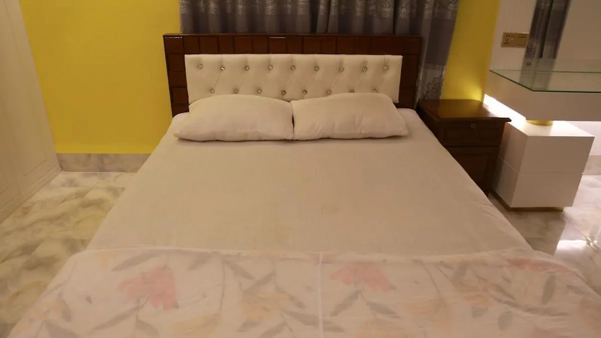 Spacious 3Br Family Stay With Ac Dhaka Apartment